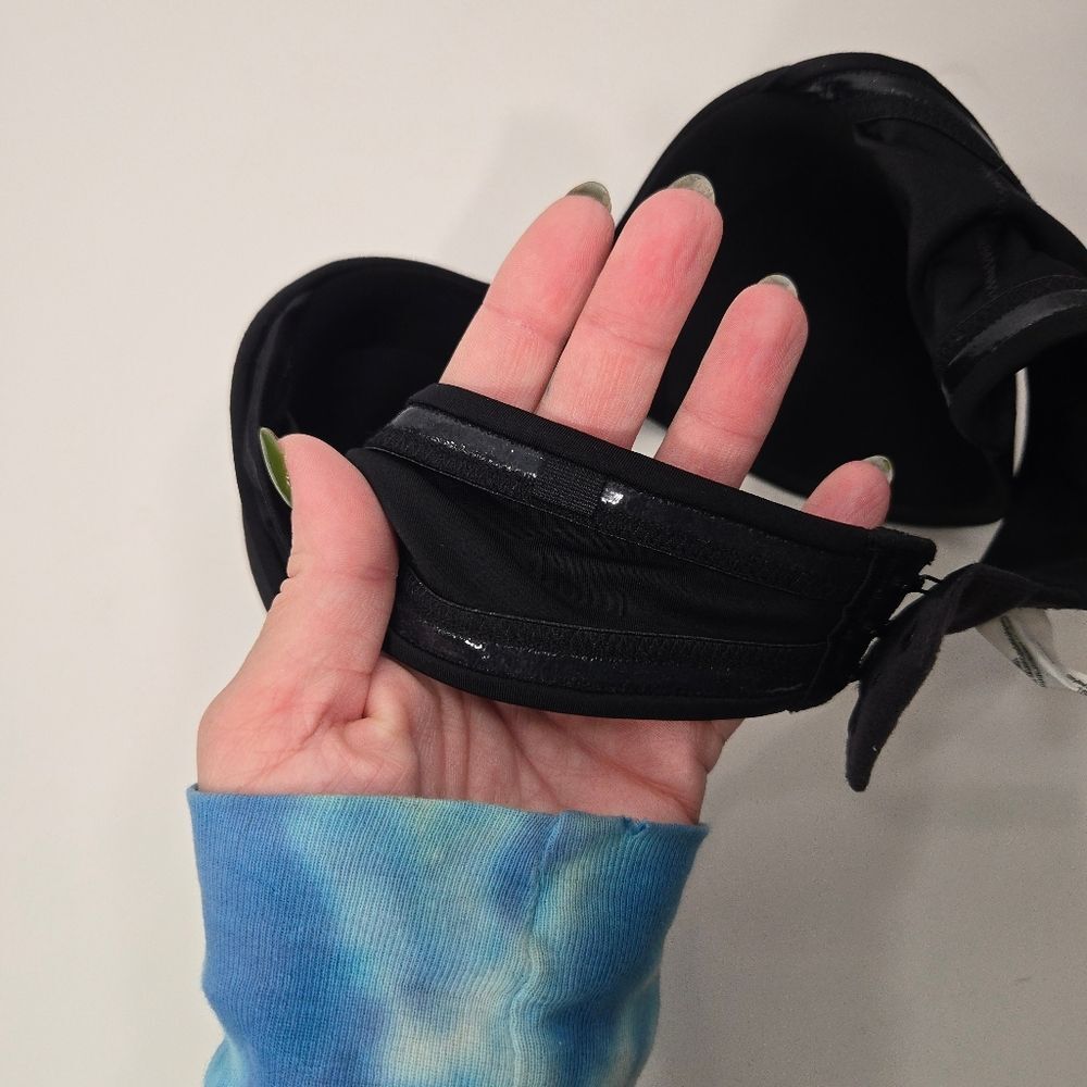 Warner's black strapless bra - Picture 10 of 12